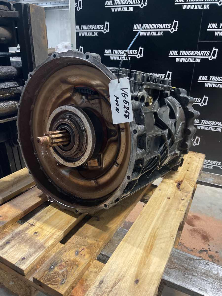 MAN GEARBOX 12TX2820 TO // 81.32004-6410 - Boîte de vitesse pour Camion: photos 2 MAN GEARBOX 12TX2820 TO // 81.32004-6410 - Boîte de vitesse pour Camion: photos 2