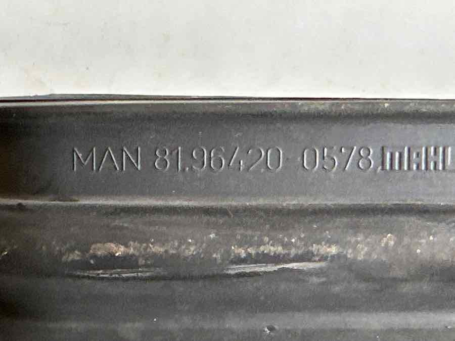 MAN MUFFE 81.96420-0578 - Cabine et intérieur pour Camion: photos 3 MAN MUFFE 81.96420-0578 - Cabine et intérieur pour Camion: photos 3