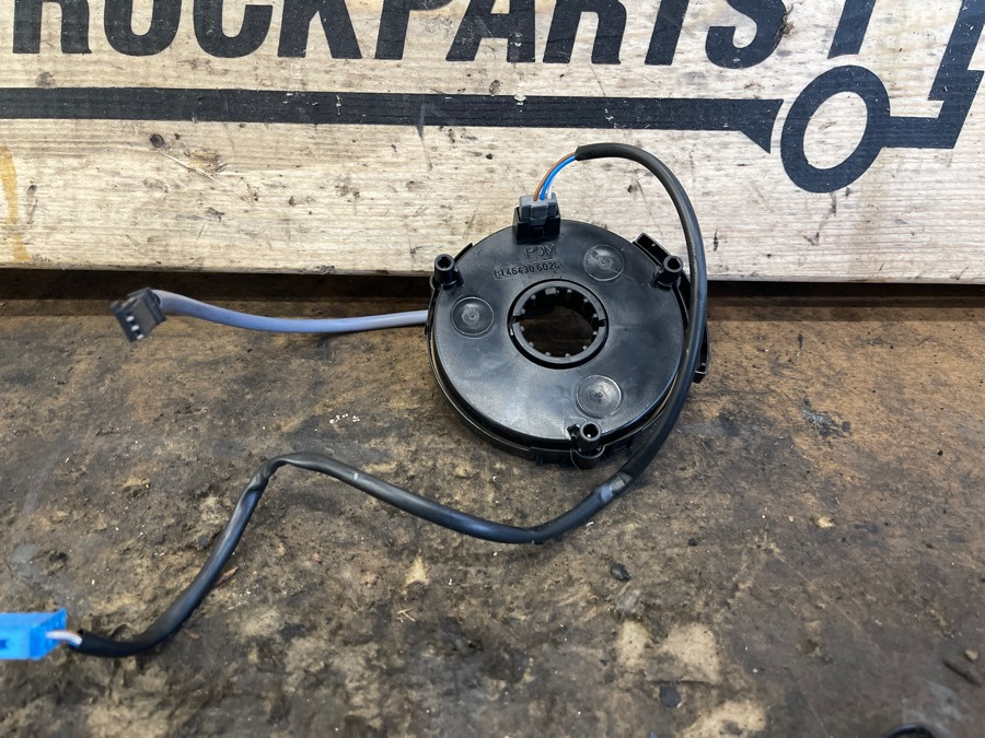 MAN STEERING CARRIER 81.46430-6026 - Boîtier de direction pour Camion: photos 1 MAN STEERING CARRIER 81.46430-6026 - Boîtier de direction pour Camion: photos 1