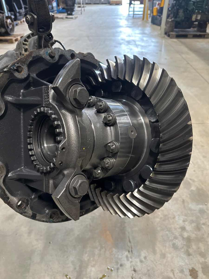 SCANIA DIFF RB662 - 3.07 // 1769865 - Différentiel pour Camion: photos 2 SCANIA DIFF RB662 - 3.07 // 1769865 - Différentiel pour Camion: photos 2