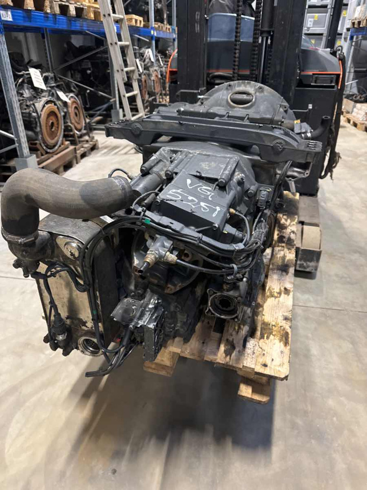 SCANIA GEARBOX GRSO925 TMS2 // 2870610 - Boîte de vitesse pour Camion: photos 1 SCANIA GEARBOX GRSO925 TMS2 // 2870610 - Boîte de vitesse pour Camion: photos 1