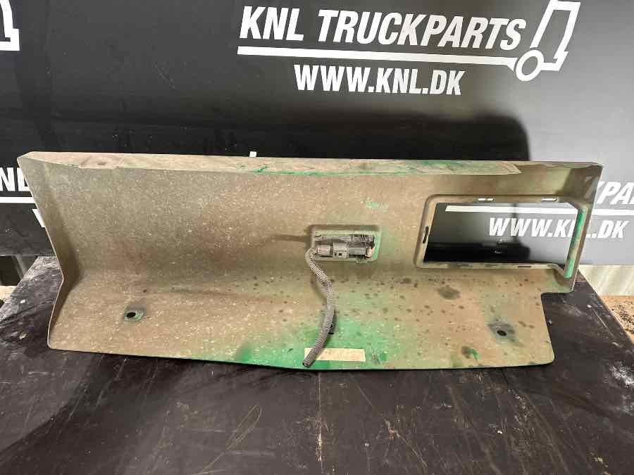 SCANIA PLAST COVER 2497393 - Carrosserie et extérieur pour Camion: photos 2 SCANIA PLAST COVER 2497393 - Carrosserie et extérieur pour Camion: photos 2