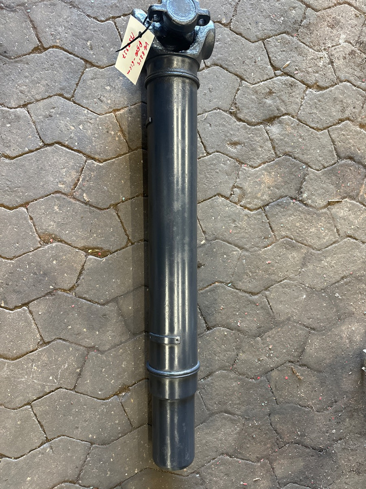 SCANIA PROPSHAFT P500 61 / 1758537 - Arbre à cardan pour Camion: photos 1 SCANIA PROPSHAFT P500 61 / 1758537 - Arbre à cardan pour Camion: photos 1