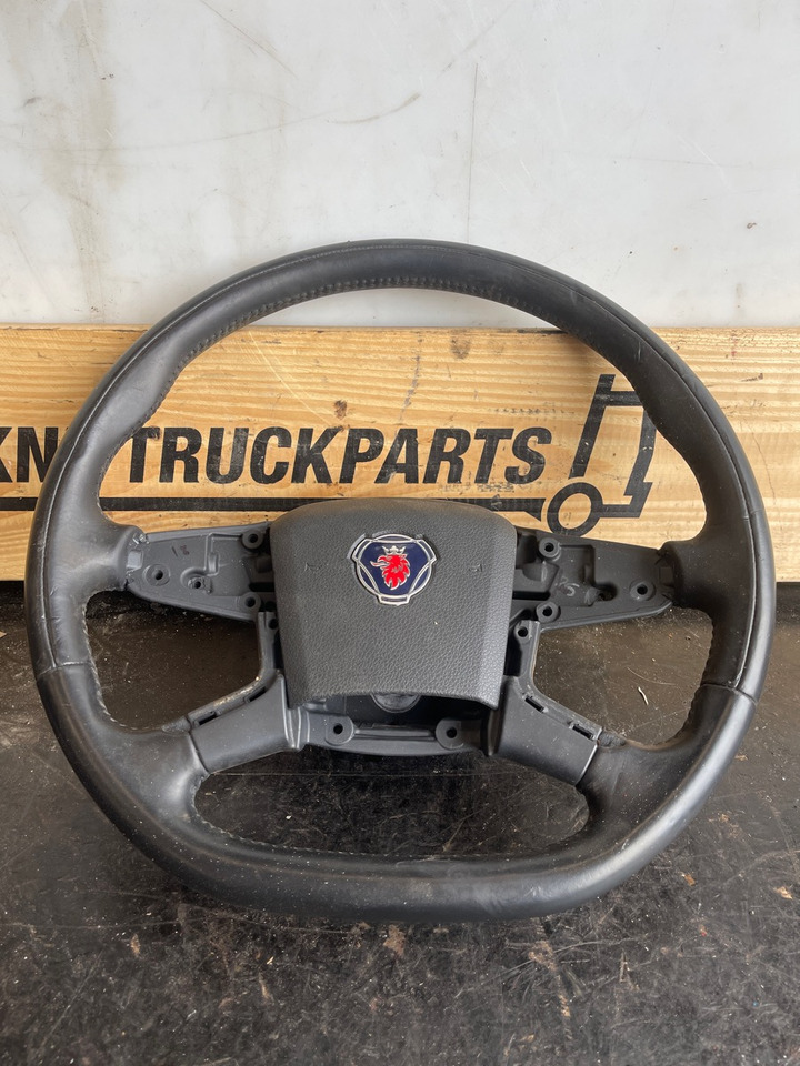 SCANIA STEERING WHEEL 2997858 - Commande de gouvernail pour Camion: photos 1 SCANIA STEERING WHEEL 2997858 - Commande de gouvernail pour Camion: photos 1