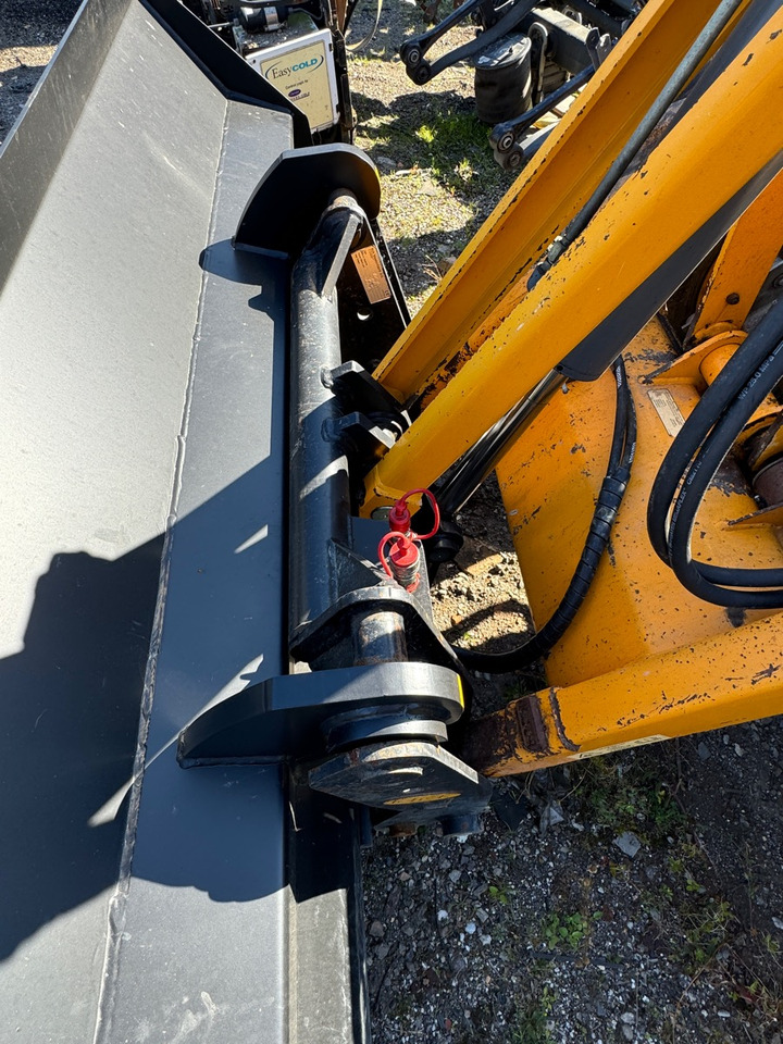 TEREX 980 4X4 // BURNED - Tractopelle: photos 3 TEREX 980 4X4 // BURNED - Tractopelle: photos 3