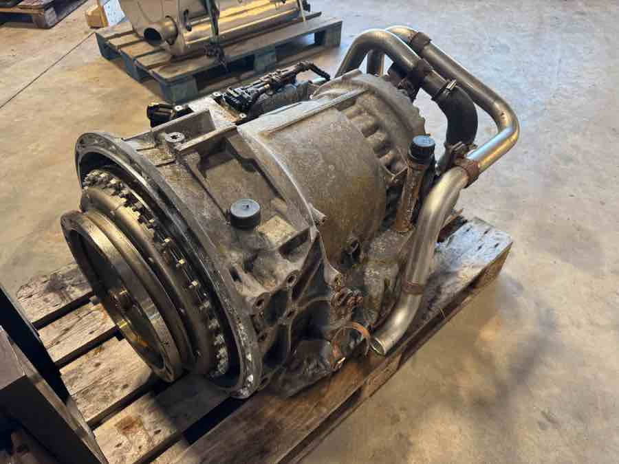 VOLVO GEARBOX 6AP1400B // 21673420 - Boîte de vitesse pour Camion: photos 1 VOLVO GEARBOX 6AP1400B // 21673420 - Boîte de vitesse pour Camion: photos 1