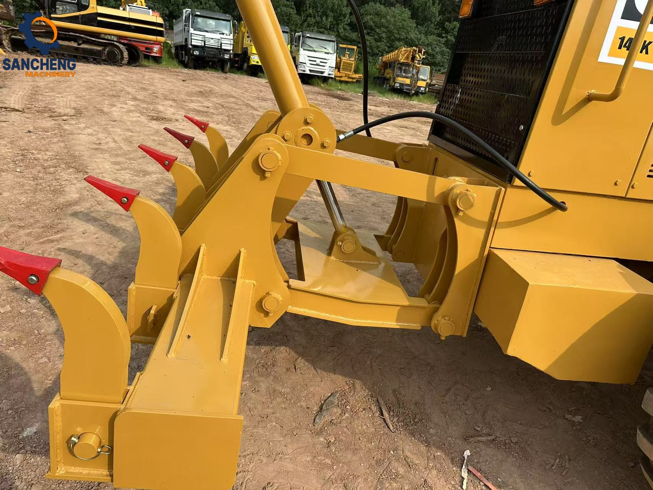 CATERPILLAR 140K - Niveleuse: photos 5 CATERPILLAR 140K - Niveleuse: photos 5