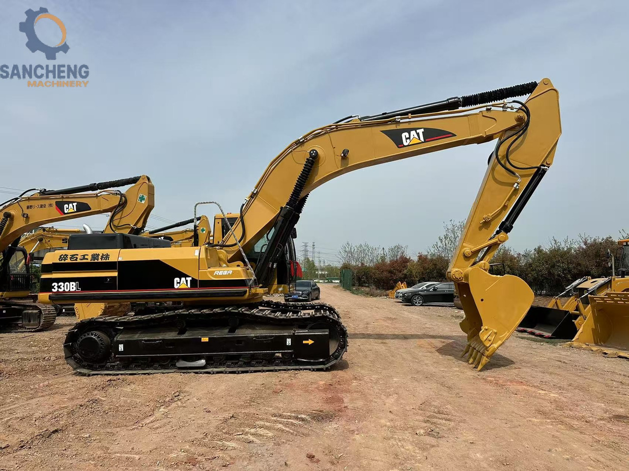 CATERPILLAR 330BL - Pelle sur chenille: photos 2 CATERPILLAR 330BL - Pelle sur chenille: photos 2