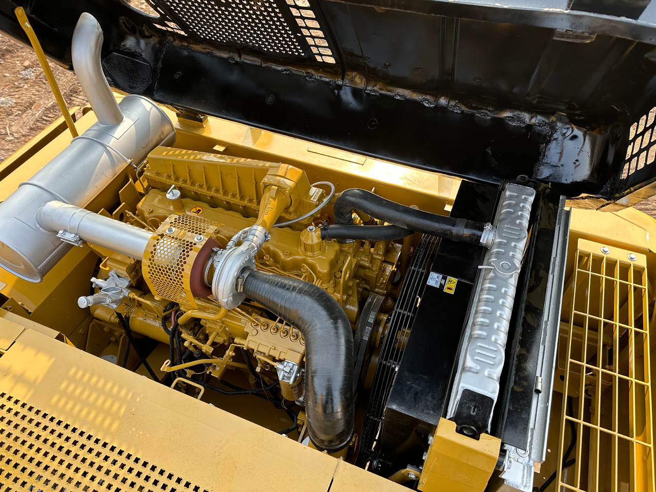 CATERPILLAR 330BL crawler excavator — crédit-bail CATERPILLAR 330BL crawler excavator: photos 9 CATERPILLAR 330BL crawler excavator — crédit-bail CATERPILLAR 330BL crawler excavator: photos 9