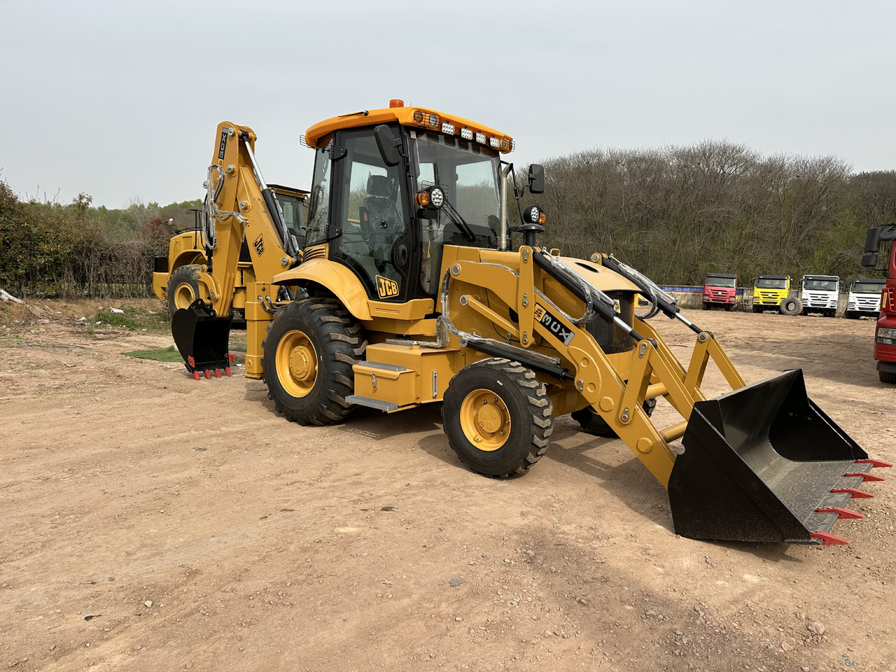 CATERPILLAR 420F2 - Tractopelle: photos 5 CATERPILLAR 420F2 - Tractopelle: photos 5