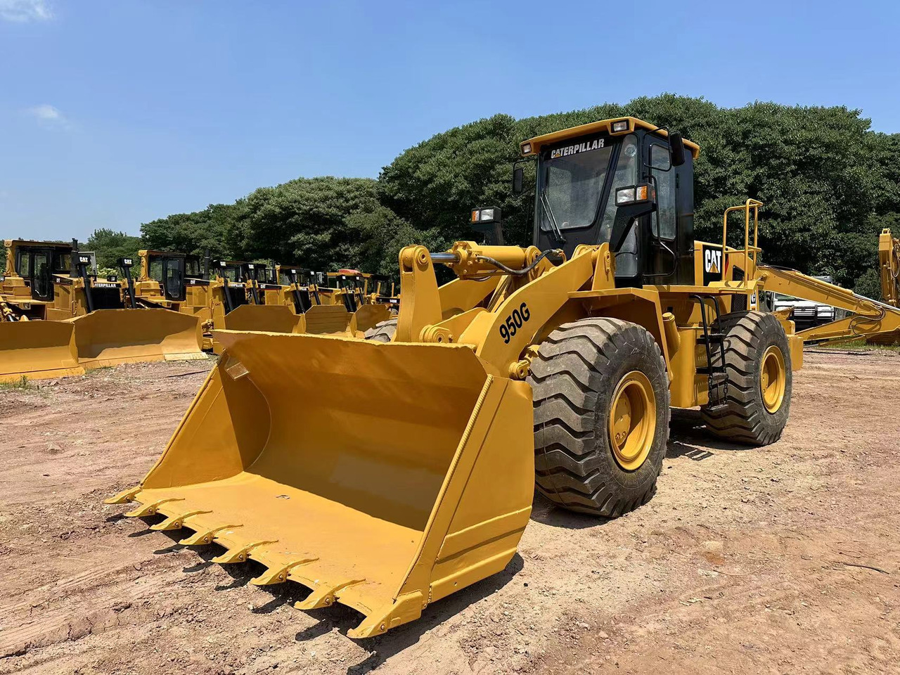 CATERPILLAR 950G - Chargeuse sur pneus: photos 2 CATERPILLAR 950G - Chargeuse sur pneus: photos 2