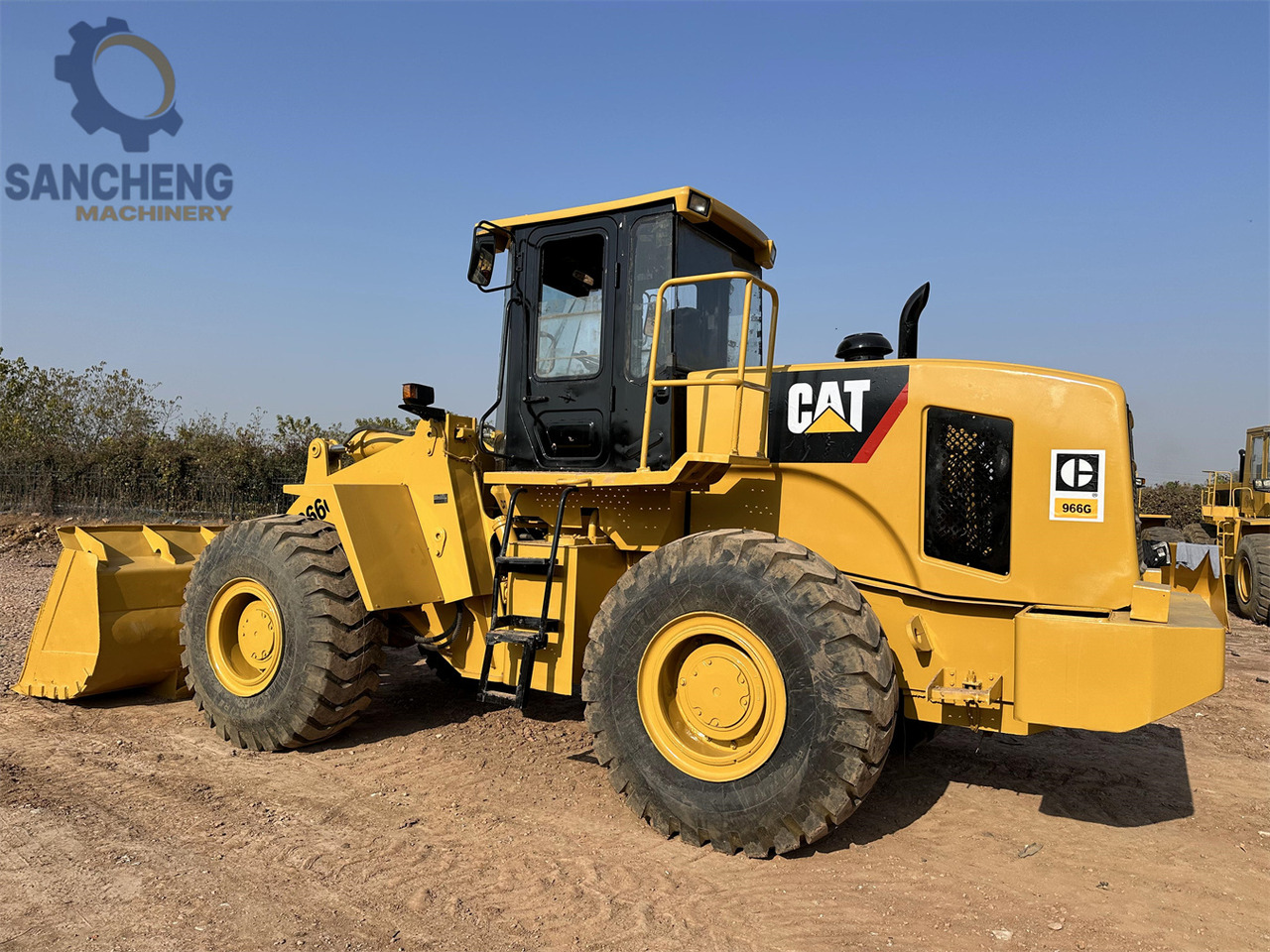 CATERPILLAR 966G - Chargeuse sur pneus: photos 4 CATERPILLAR 966G - Chargeuse sur pneus: photos 4