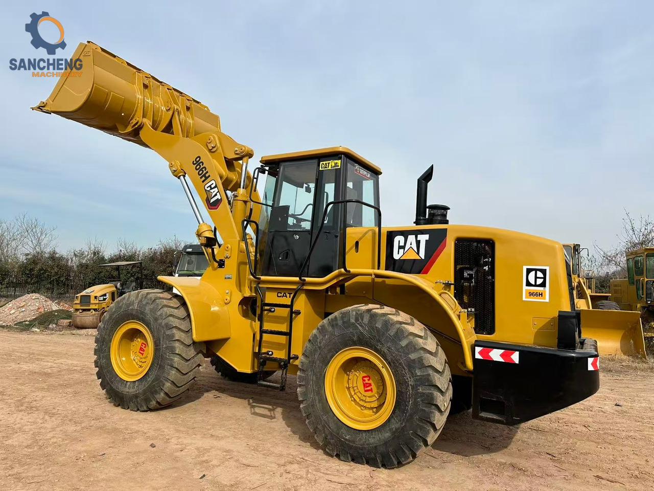 CATERPILLAR 966H - Chargeuse: photos 3 CATERPILLAR 966H - Chargeuse: photos 3