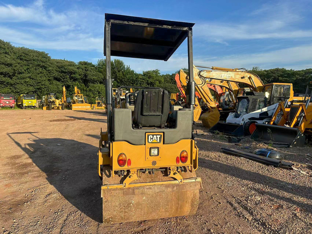 CATERPILLAR CB24B — crédit-bail CATERPILLAR CB24B: photos 6