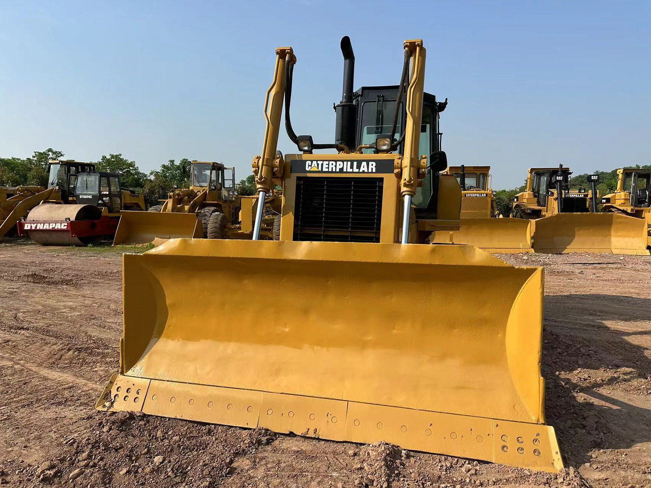 CATERPILLAR D6G Crawler Dozer - Bulldozer: photos 5 CATERPILLAR D6G Crawler Dozer - Bulldozer: photos 5