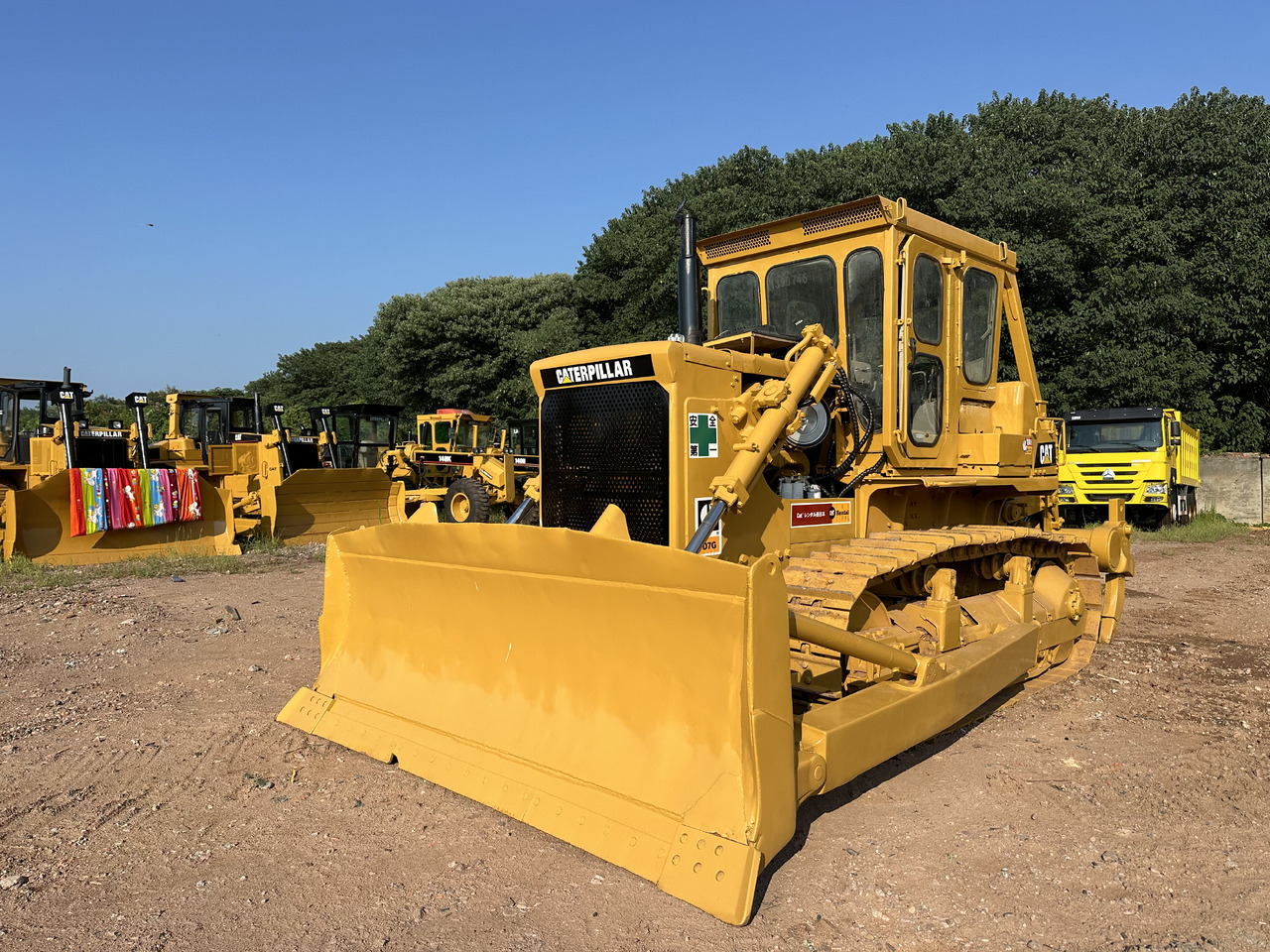 CATERPILLAR D7G bulldozer - Bulldozer: photos 1 CATERPILLAR D7G bulldozer - Bulldozer: photos 1