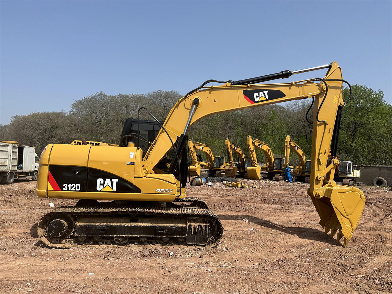 Caterpillar 312D - Mini pelle: photos 1 Caterpillar 312D - Mini pelle: photos 1