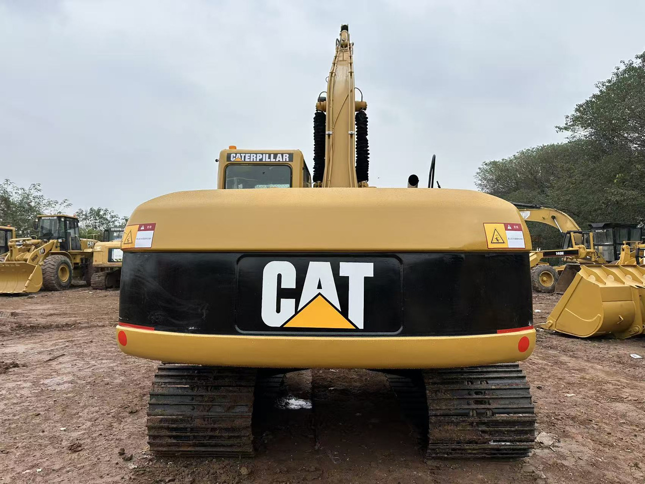 Caterpillar 320CL - Pelle sur chenille: photos 2 Caterpillar 320CL - Pelle sur chenille: photos 2