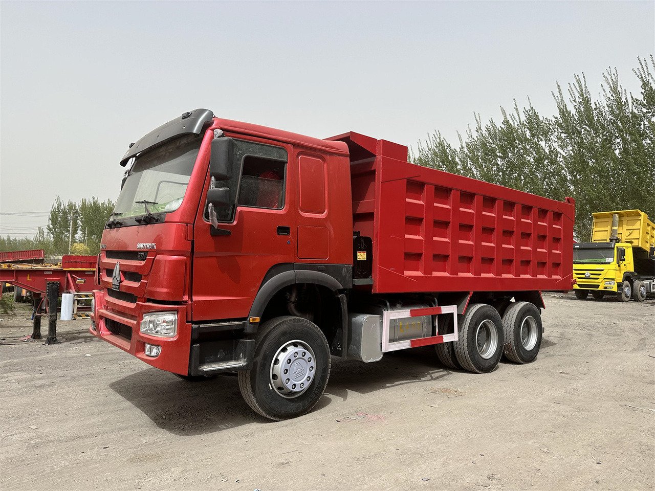 SINOTRUK Howo Dump truck 371 - Camion benne: photos 3 SINOTRUK Howo Dump truck 371 - Camion benne: photos 3