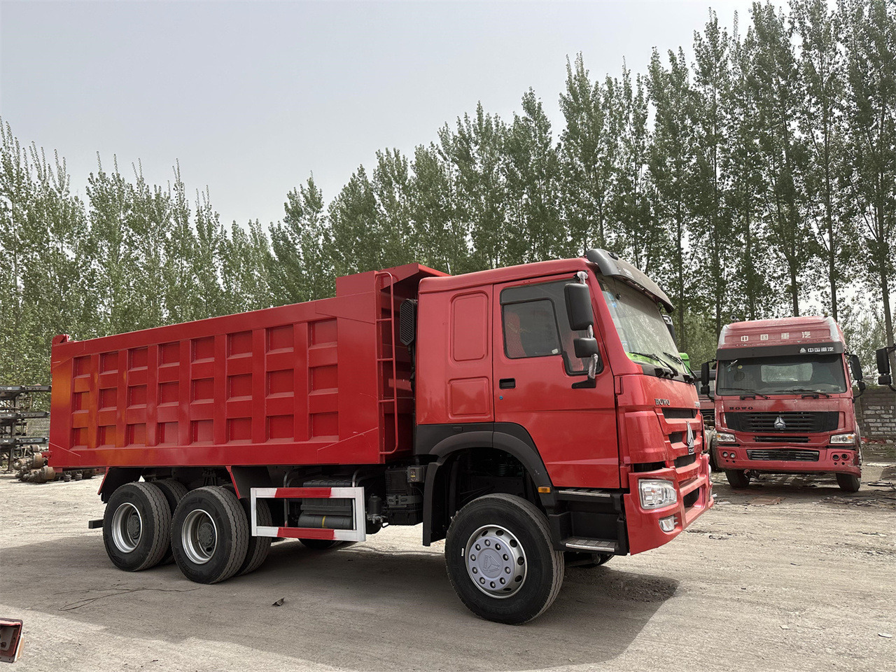 SINOTRUK Howo Dump truck 371 - Camion benne: photos 2 SINOTRUK Howo Dump truck 371 - Camion benne: photos 2