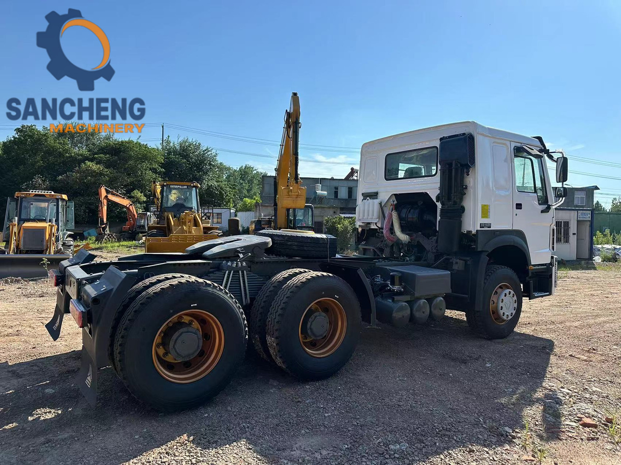 SINOTRUK HOWO Truck Head 371hp - Tracteur routier: photos 5 SINOTRUK HOWO Truck Head 371hp - Tracteur routier: photos 5