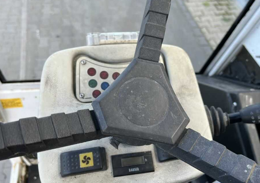 B-P Battioni e Pagani HT5KU - Chariot latéral: photos 1 B-P Battioni e Pagani HT5KU - Chariot latéral: photos 1