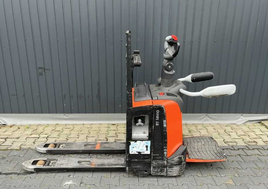 BT LPE200 - Transpalette: photos 2 BT LPE200 - Transpalette: photos 2