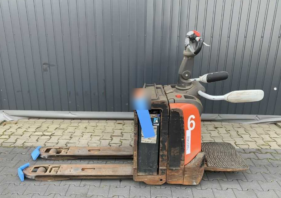BT LPE200 - Transpalette: photos 2 BT LPE200 - Transpalette: photos 2