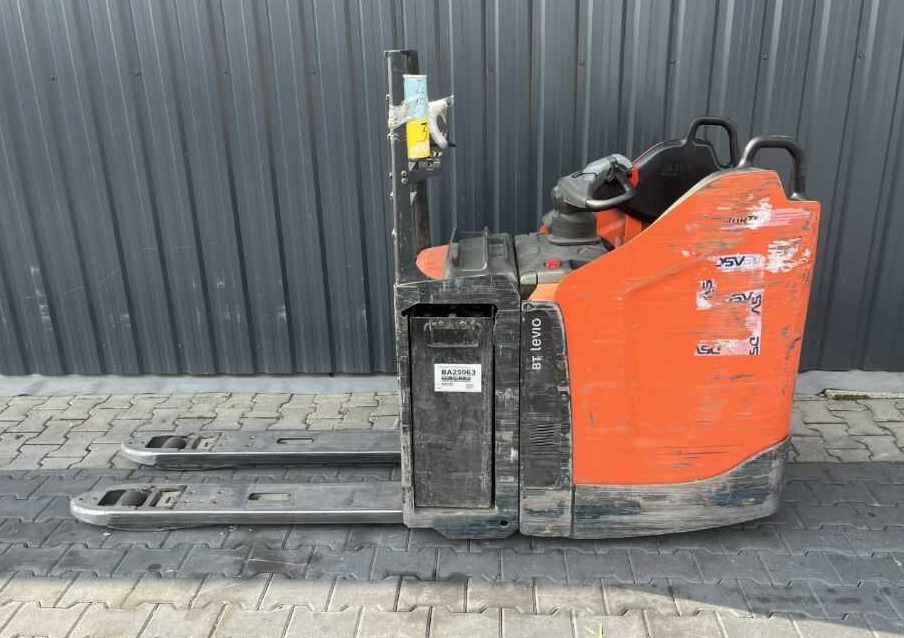 BT LPE200 - Transpalette: photos 2 BT LPE200 - Transpalette: photos 2