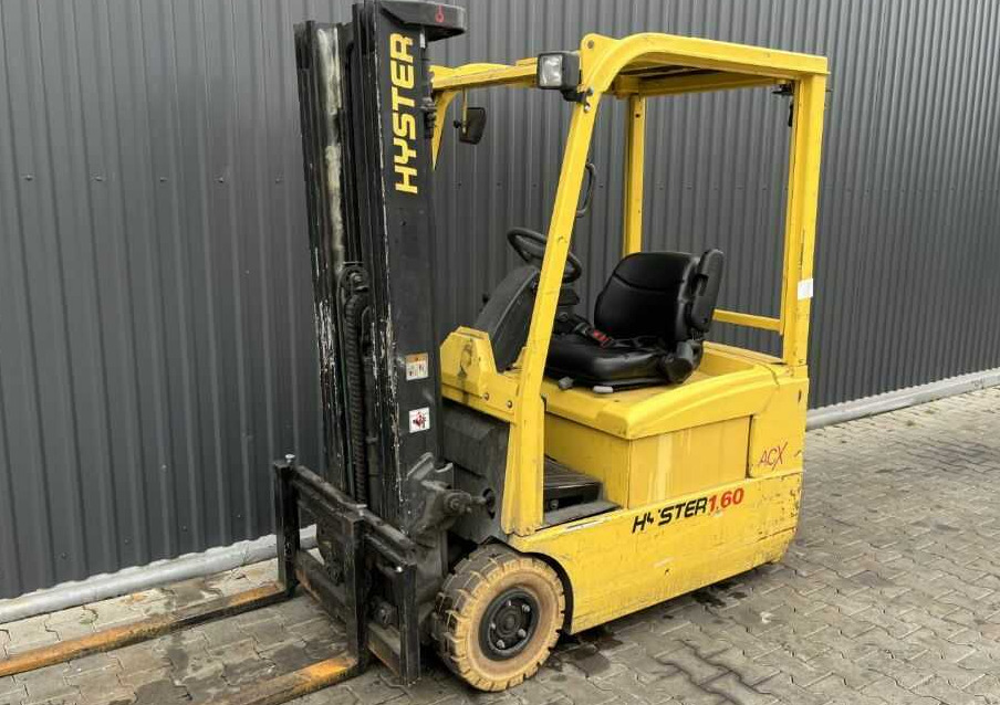 Hyster J1.6XMT - Chariot élévateur électrique: photos 1 Hyster J1.6XMT - Chariot élévateur électrique: photos 1