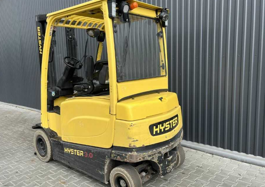 Hyster J3.0XN - Chariot élévateur électrique: photos 3 Hyster J3.0XN - Chariot élévateur électrique: photos 3
