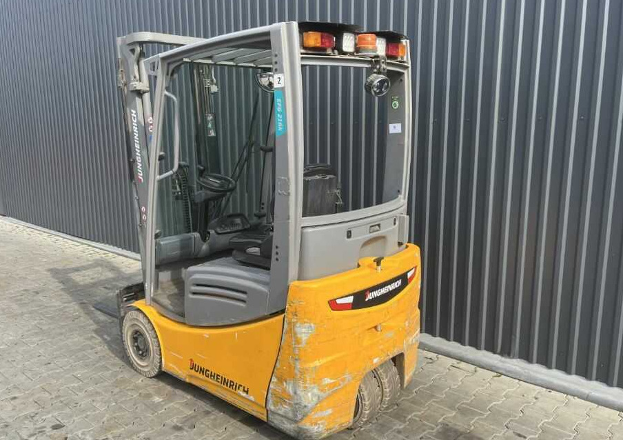 Jungheinrich EFG216k - Chariot élévateur électrique: photos 3 Jungheinrich EFG216k - Chariot élévateur électrique: photos 3