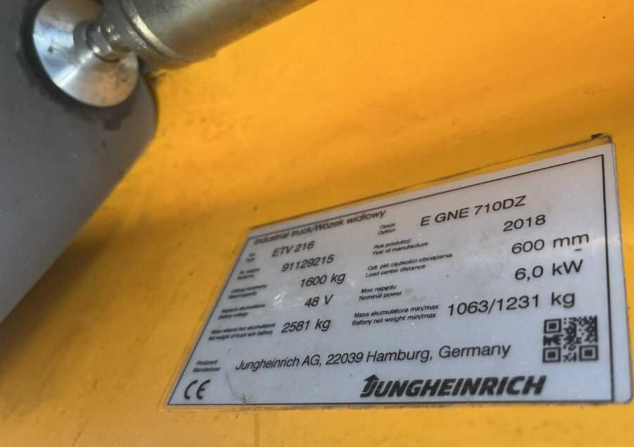 Jungheinrich ETV216 - Chariot à mât rétractable: photos 4 Jungheinrich ETV216 - Chariot à mât rétractable: photos 4