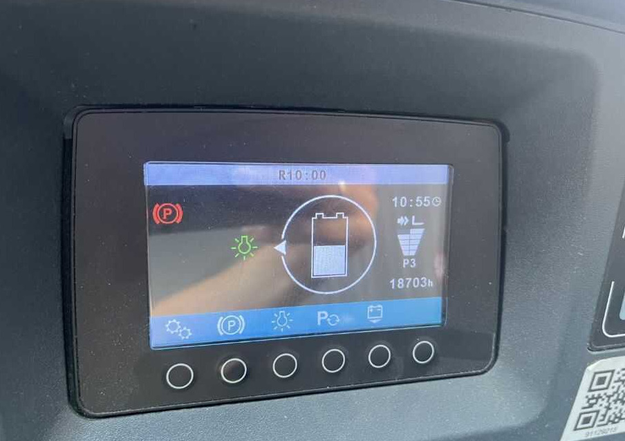 Jungheinrich ETV216 - Chariot à mât rétractable: photos 5 Jungheinrich ETV216 - Chariot à mât rétractable: photos 5