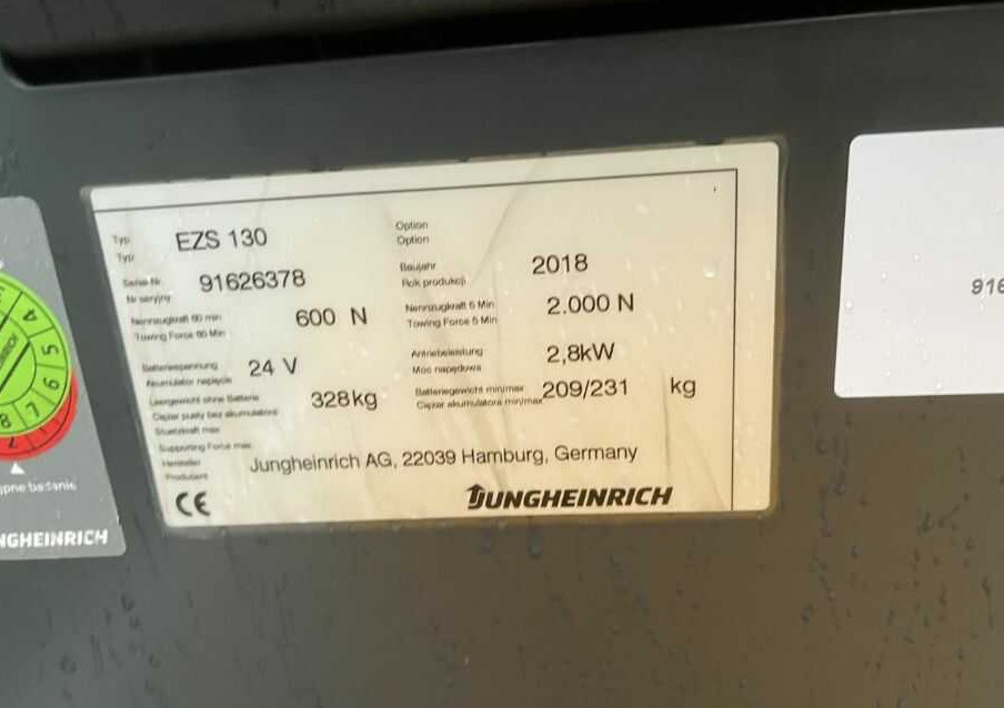 Jungheinrich EZS130 - Chariot tracteur: photos 4 Jungheinrich EZS130 - Chariot tracteur: photos 4