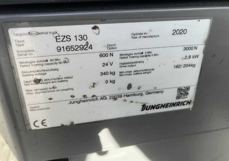 Jungheinrich EZS130 - Chariot tracteur: photos 4 Jungheinrich EZS130 - Chariot tracteur: photos 4