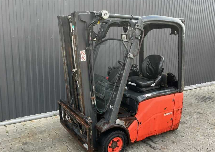 Linde E16-01 - Chariot élévateur électrique: photos 1 Linde E16-01 - Chariot élévateur électrique: photos 1