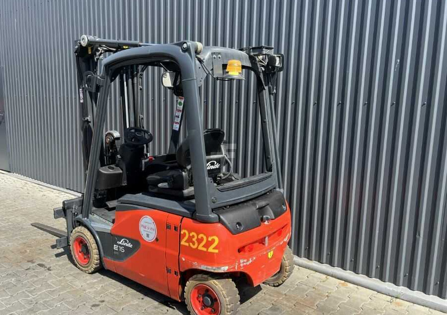 Linde E16P-02 - Chariot élévateur électrique: photos 3 Linde E16P-02 - Chariot élévateur électrique: photos 3