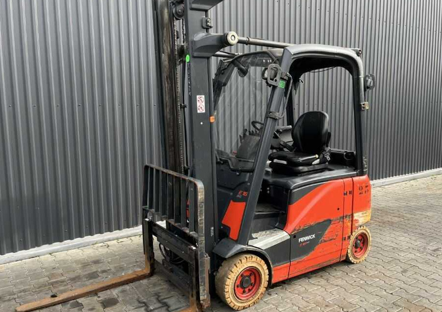 Linde E16PH-02 - Chariot élévateur électrique: photos 1 Linde E16PH-02 - Chariot élévateur électrique: photos 1