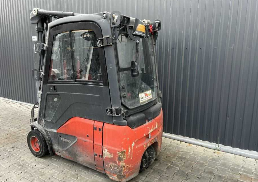 Linde E18-02 - Chariot élévateur électrique: photos 3 Linde E18-02 - Chariot élévateur électrique: photos 3