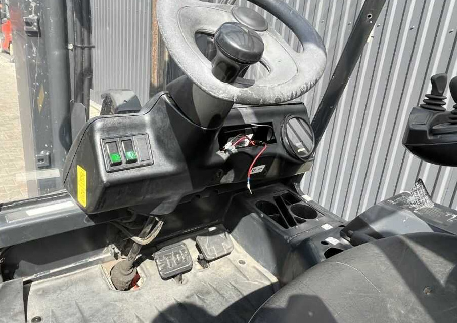 Chariot élévateur électrique Linde E25: photos 8 Chariot élévateur électrique Linde E25: photos 8