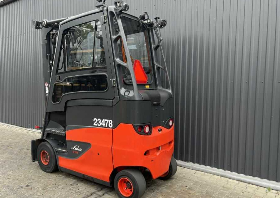 Linde E25HL-01/600 - Chariot élévateur électrique: photos 3 Linde E25HL-01/600 - Chariot élévateur électrique: photos 3