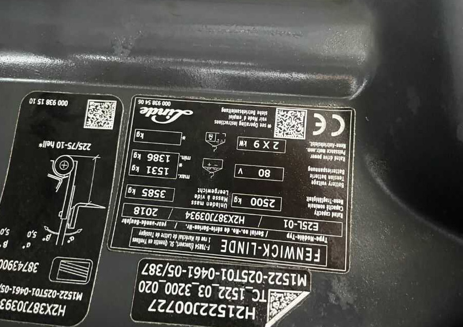 Linde E25L-01 - Chariot élévateur électrique: photos 4 Linde E25L-01 - Chariot élévateur électrique: photos 4
