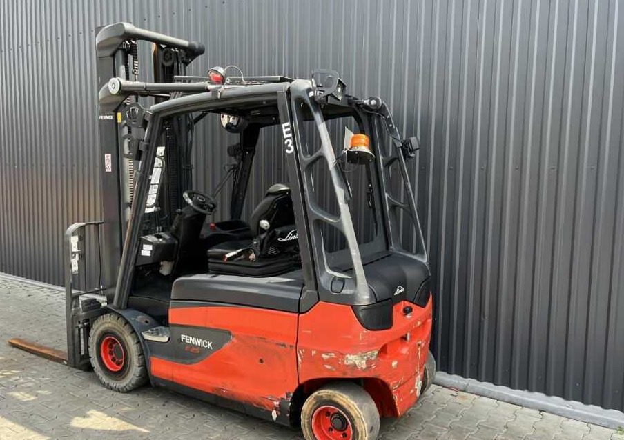 Linde E25L-02 - Chariot élévateur électrique: photos 3 Linde E25L-02 - Chariot élévateur électrique: photos 3