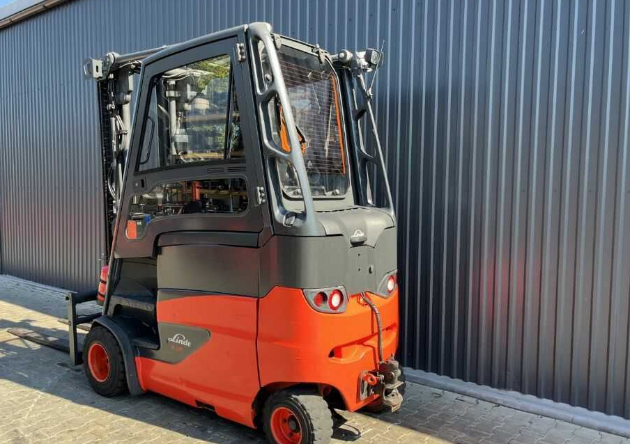 Linde E35HL-01 - Chariot élévateur électrique: photos 3 Linde E35HL-01 - Chariot élévateur électrique: photos 3