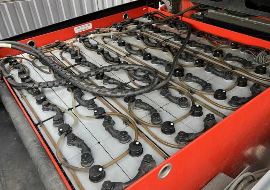 Linde E40/600HL - Chariot élévateur électrique: photos 2 Linde E40/600HL - Chariot élévateur électrique: photos 2