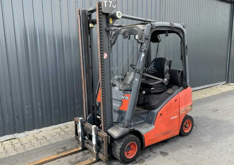 Linde H16T-01 - Chariot élévateur à gaz: photos 1 Linde H16T-01 - Chariot élévateur à gaz: photos 1