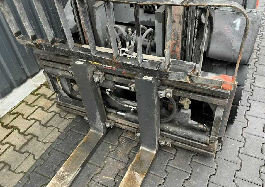 Linde H40CNG-02 - Chariot élévateur à gaz: photos 3 Linde H40CNG-02 - Chariot élévateur à gaz: photos 3