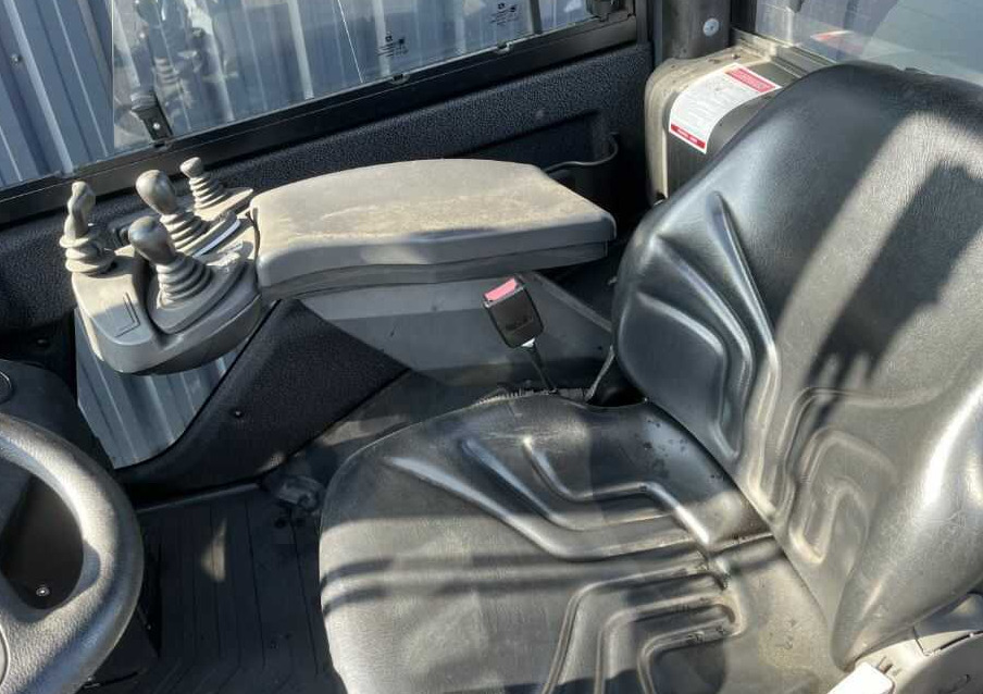 Linde H45T-01 - Chariot élévateur à gaz: photos 4 Linde H45T-01 - Chariot élévateur à gaz: photos 4