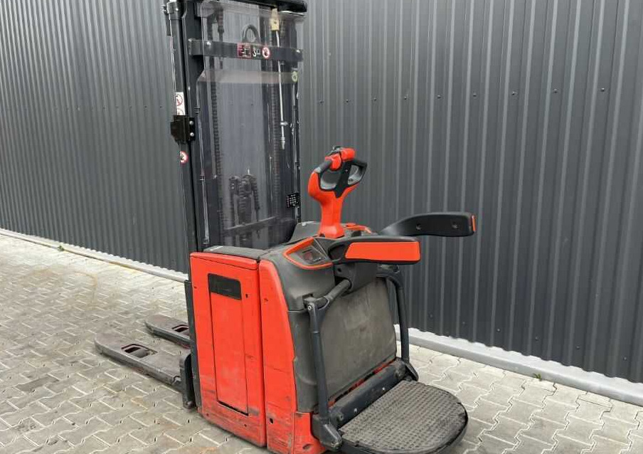 Linde L14AP - Gerbeur: photos 4 Linde L14AP - Gerbeur: photos 4